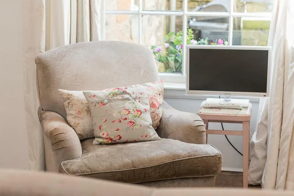 Vintage Apt, Pvt Garden, Wifi, New Town Edinburgh